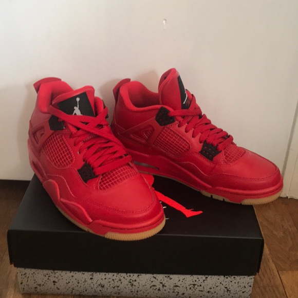 Nike Shoes - NIKE AIR JORDAN 4 RETRO NRG RED.